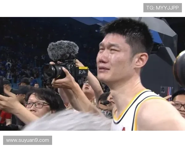 胡金秋:在广厦大家庭中收获幸福 泪水在比赛结束前悄然流下 胡金秋:在广厦大家庭中收获幸福 泪水在比赛结束前悄然流下